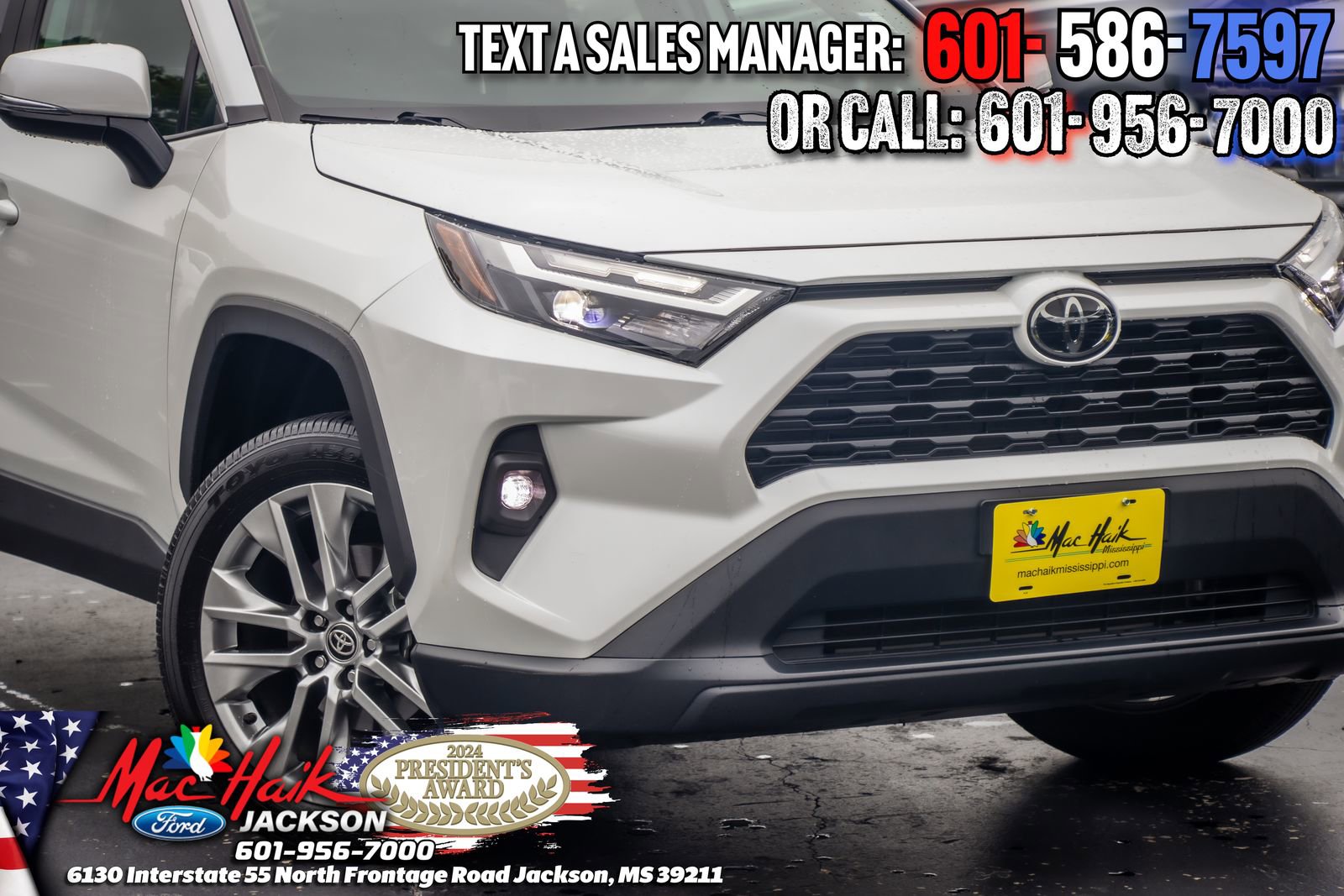 Used 2024 Toyota RAV4 XLE Premium FWD image 2