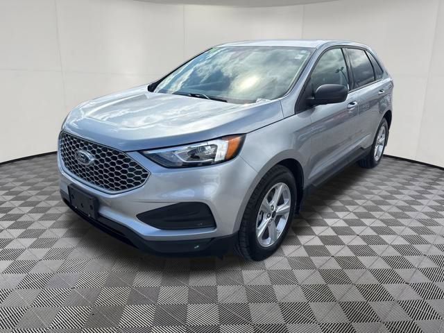 Certified 2024 Ford Edge SE image 8