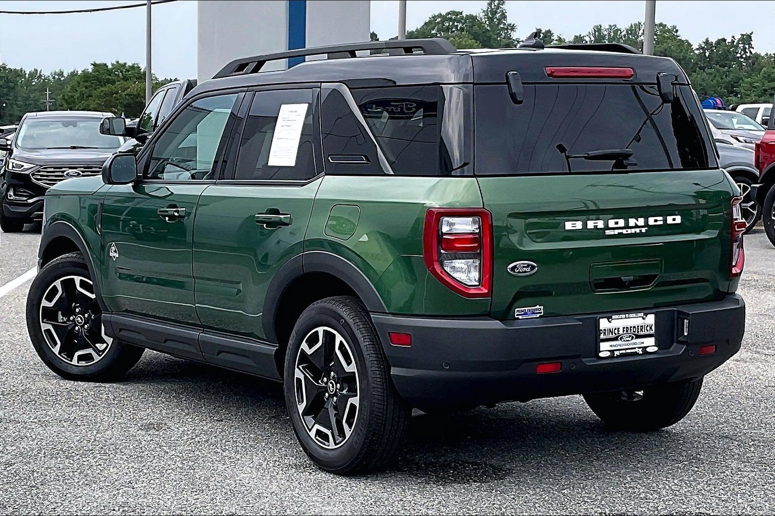 Certified 2024 Ford Bronco Sport Outer Banks w/ Tech Package AWD/4WD image 11