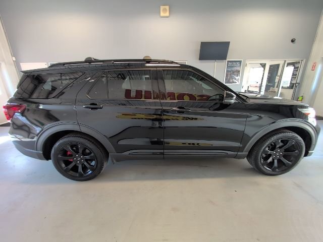 Certified 2020 Ford Explorer ST w/ ST Street Pack image 7