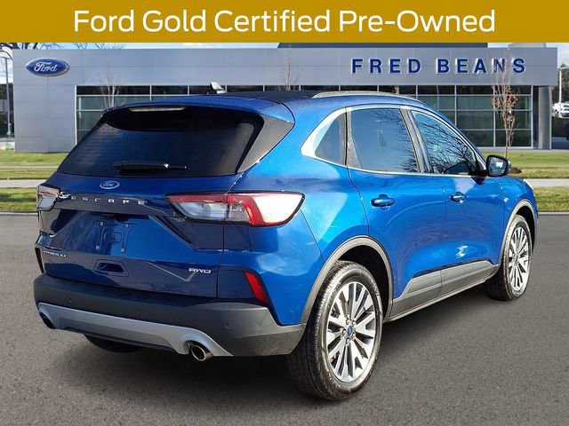 Certified 2022 Ford Escape Titanium image 4
