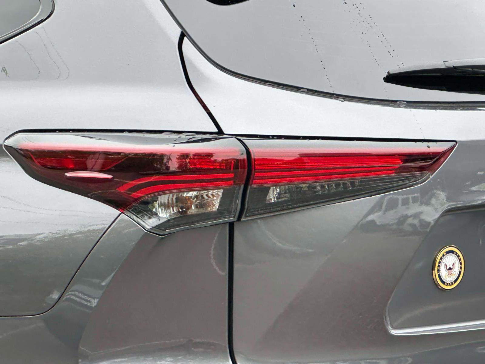 Used 2024 Toyota Highlander XSE image 11