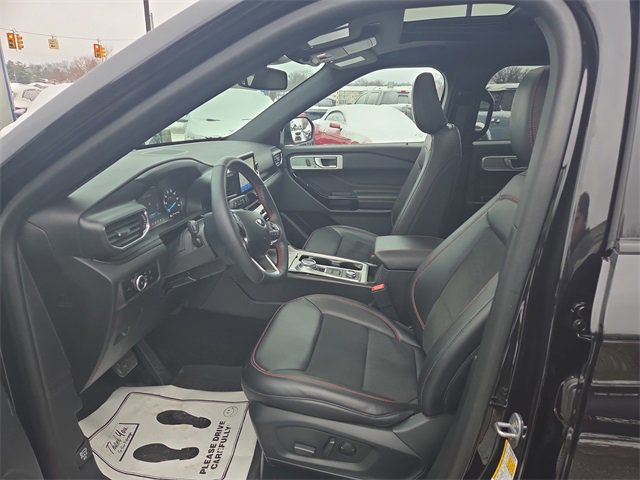 Certified 2023 Ford Explorer ST-Line w/ Class IV Trailer Tow Package image 40