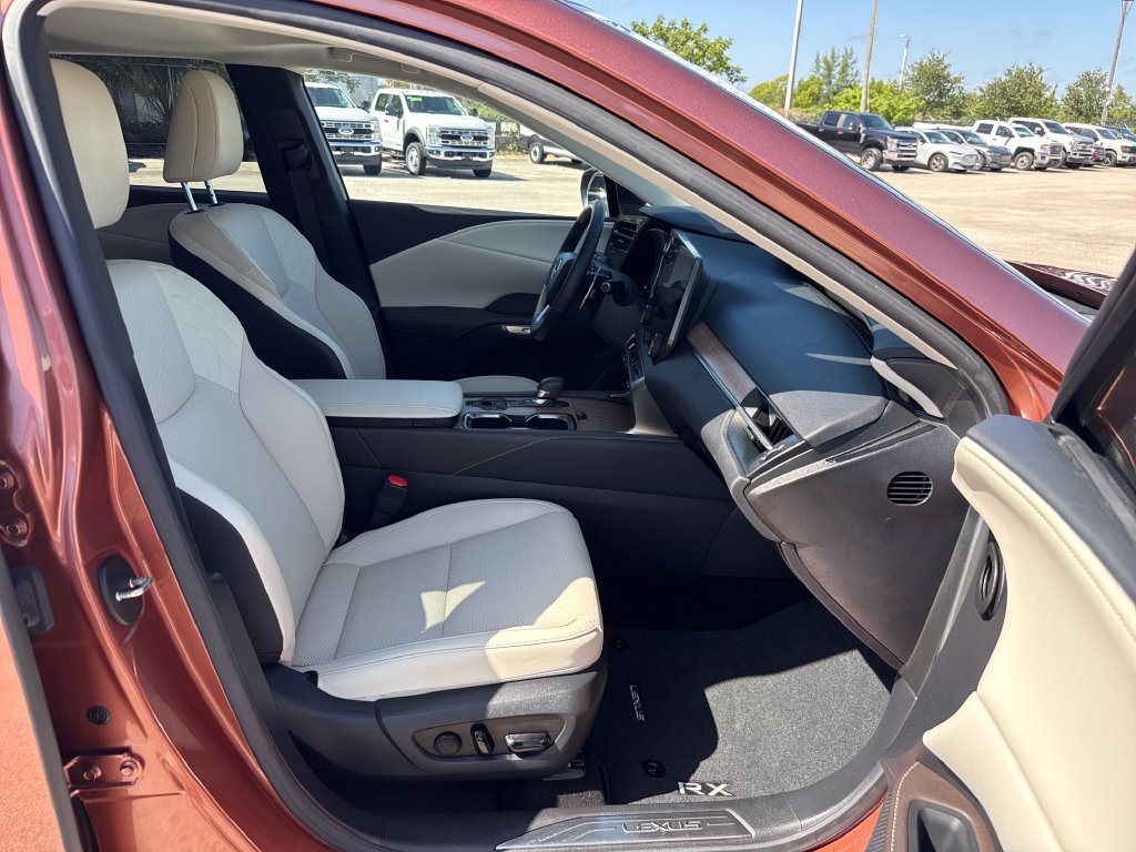 Used 2024 Lexus RX 350 Premium w/ Accessory Package (K3) FWD image 26