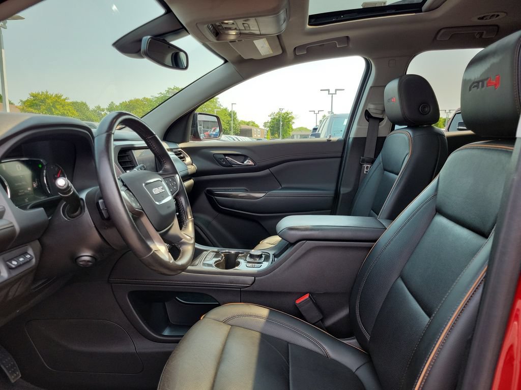 Used 2022 GMC Acadia AT4 w/ Technology Package AWD/4WD image 18