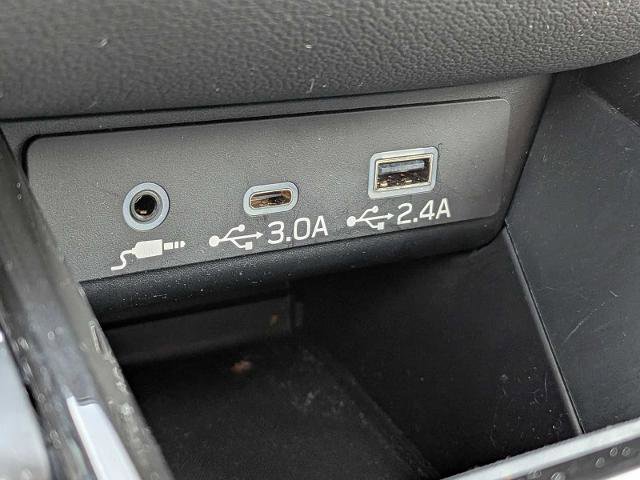 Used 2023 Subaru Outback Wilderness AWD/4WD image 33