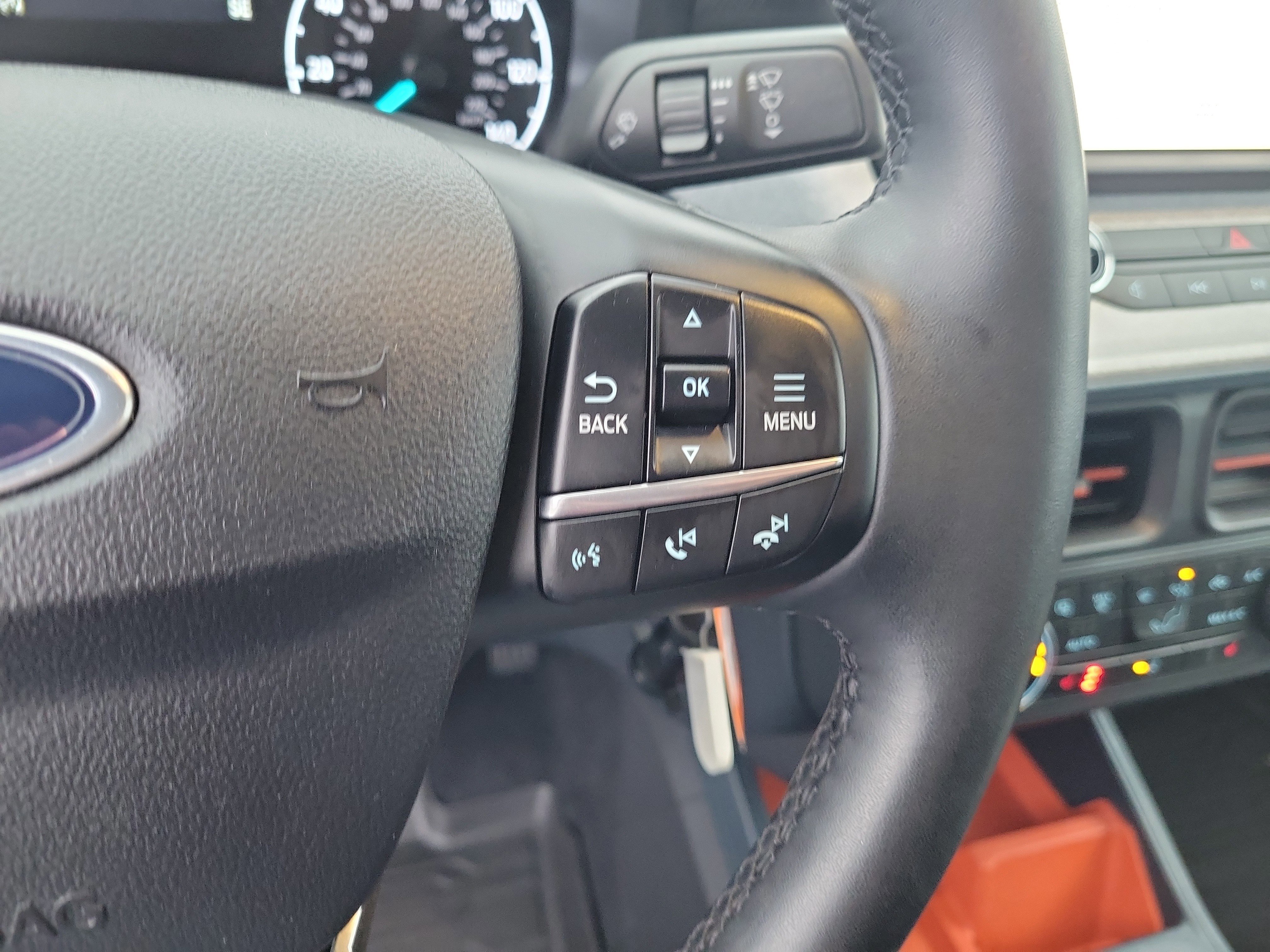 Certified 2024 Ford Maverick XLT w/ XLT Luxury Package image 25