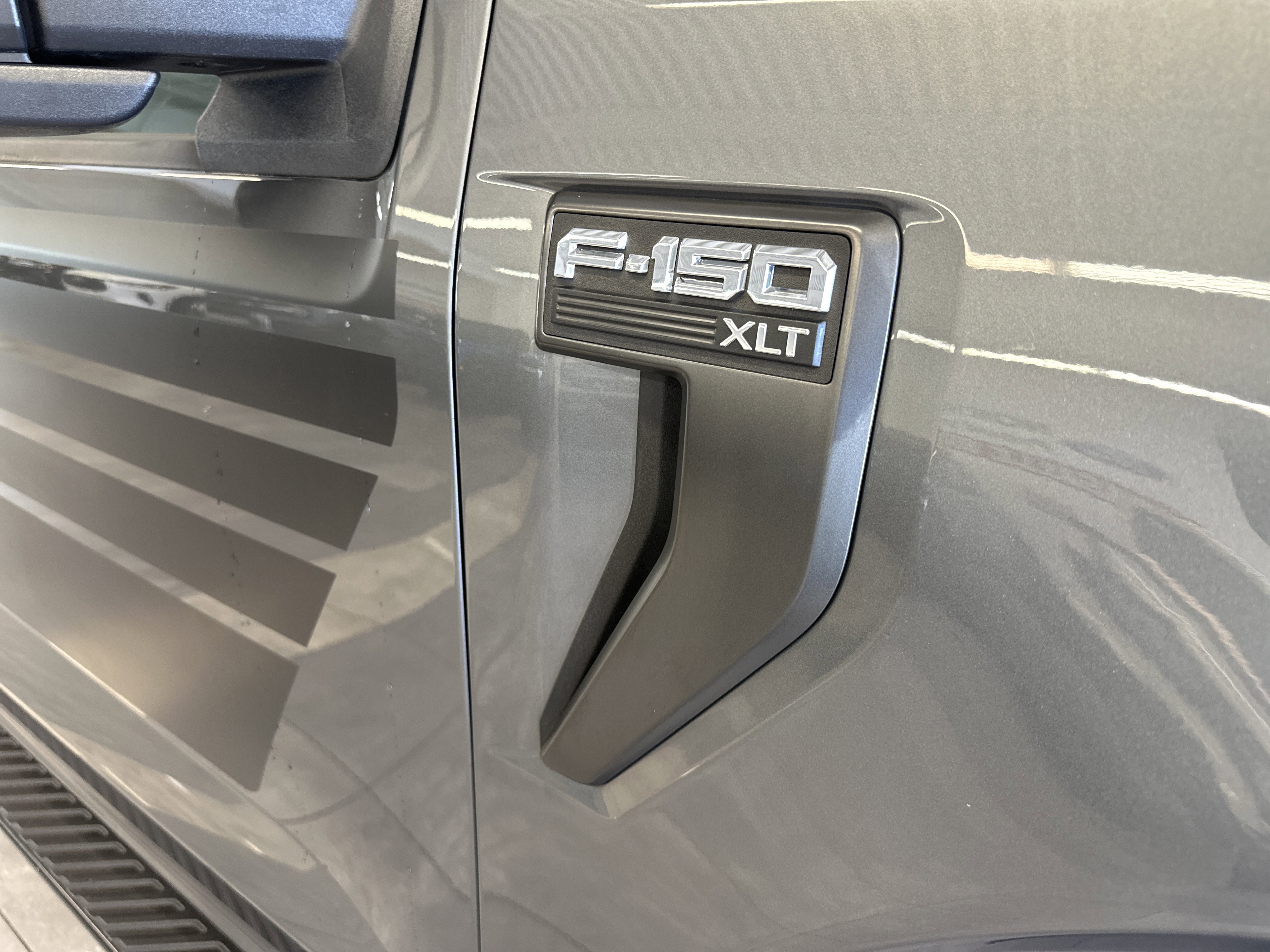 Certified 2022 Ford F150 XLT w/ Equipment Group 301A Mid image 18