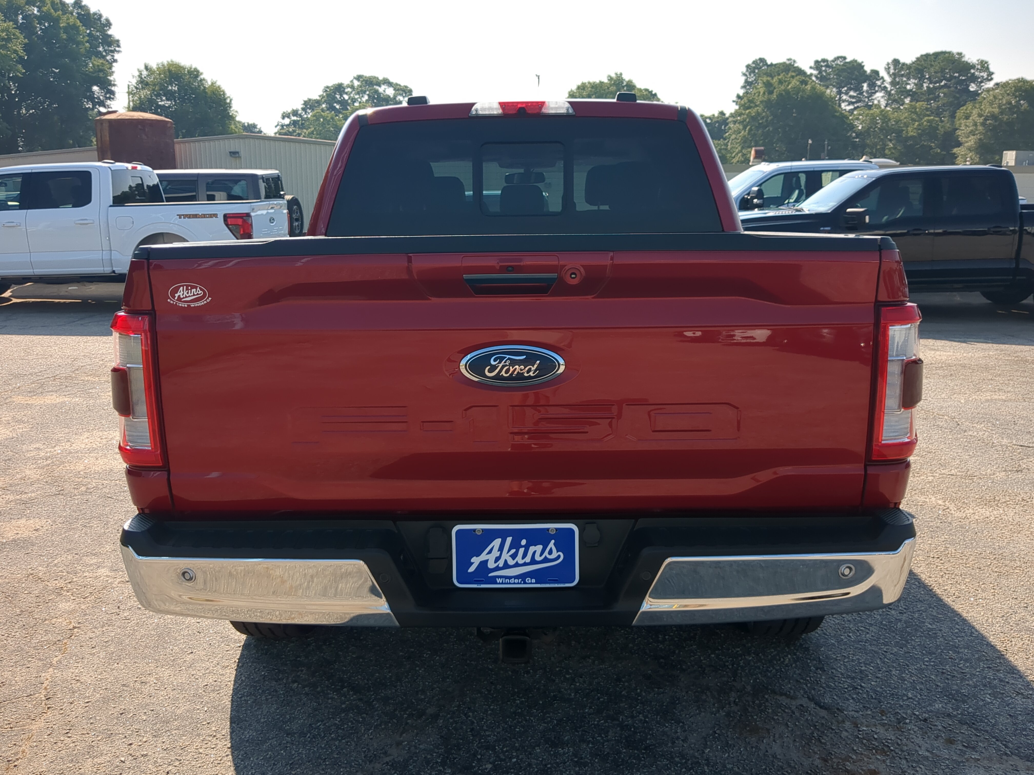 Certified 2022 Ford F150 Lariat w/ Max Trailer Tow Package AWD/4WD image 4