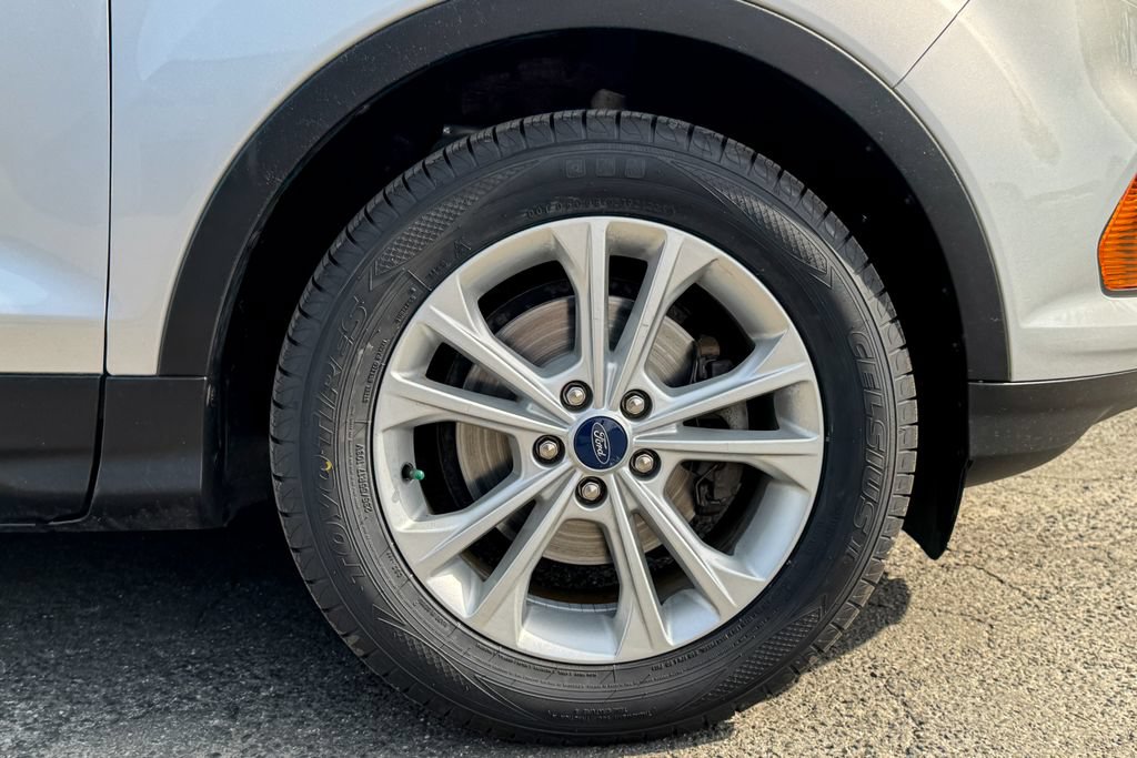 Certified 2018 Ford Escape S FWD image 9