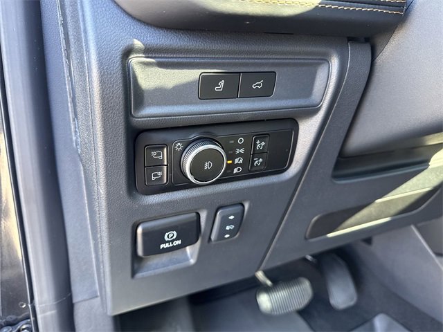 Certified 2023 Ford Expedition Platinum image 11