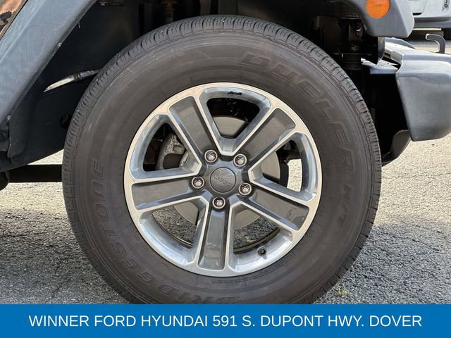 Used 2018 Jeep Wrangler Unlimited Sport w/ Connectivity Group AWD/4WD image 9