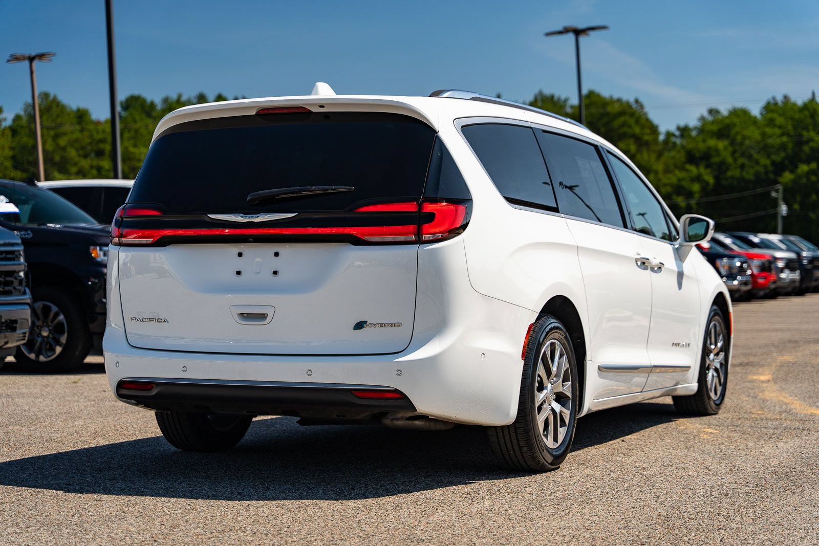 Used 2021 Chrysler Pacifica Pinnacle FWD image 7