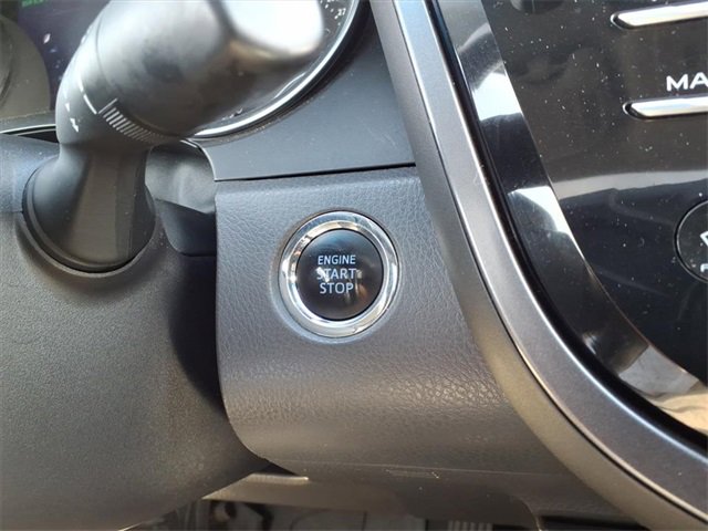 Used 2018 Toyota Camry XLE image 22