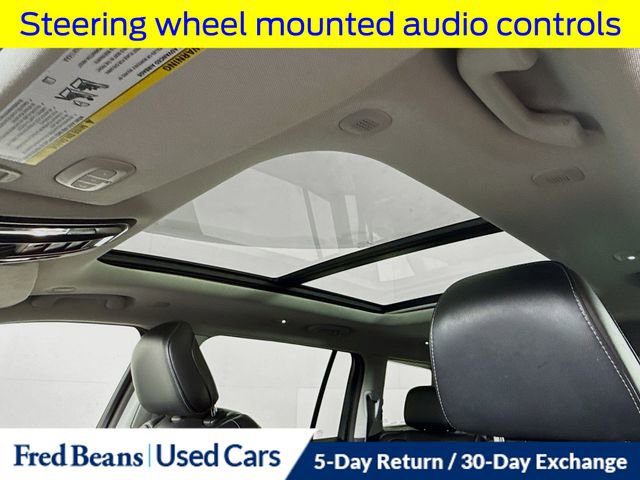 Used 2022 Jeep Grand Cherokee L Limited AWD/4WD image 29