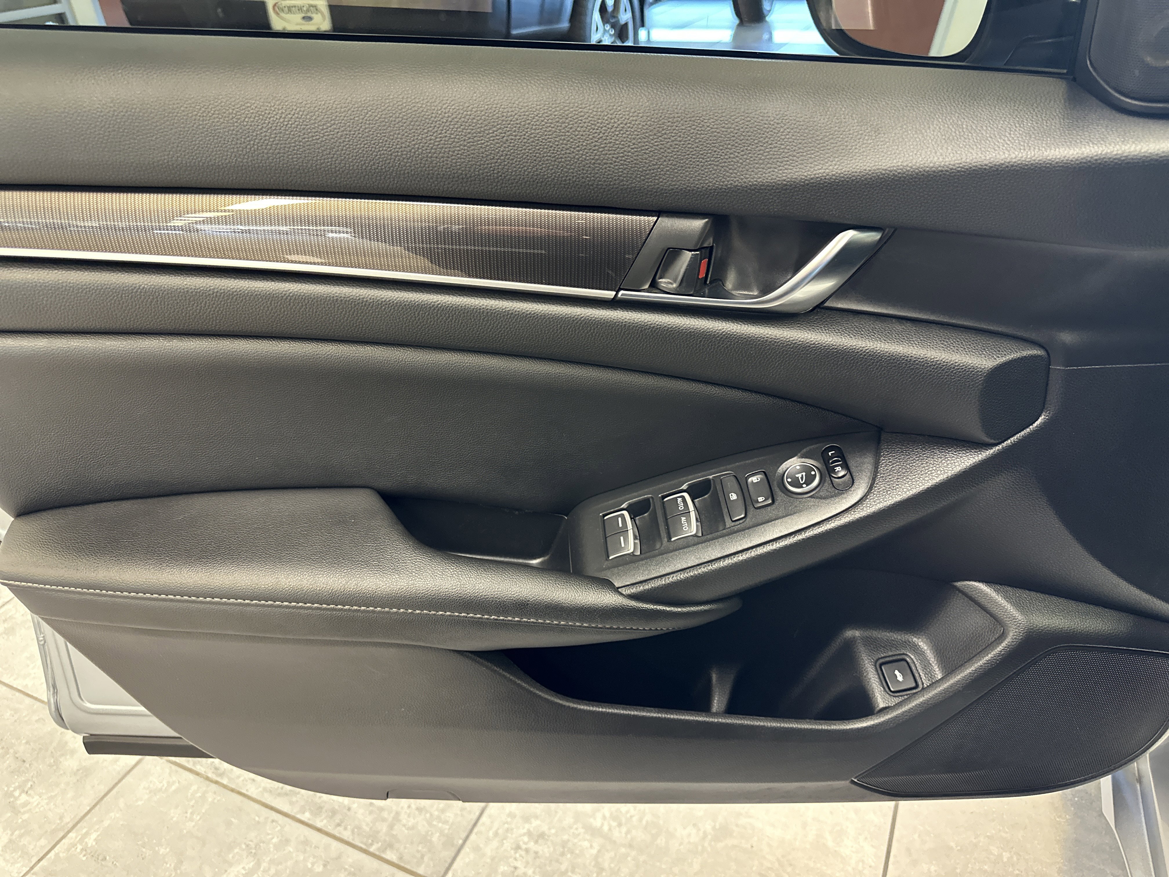 Used 2020 Honda Accord Sport image 20