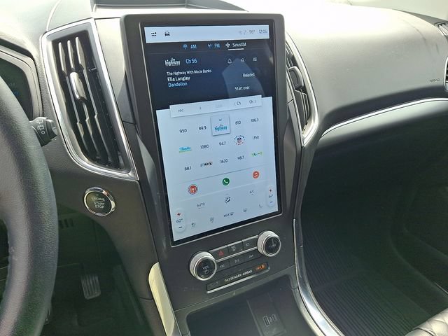 Certified 2024 Ford Edge Titanium AWD/4WD image 27