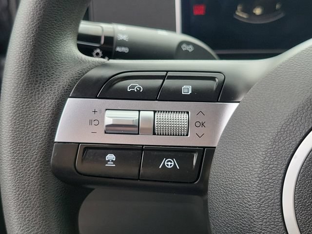 Used 2025 Hyundai Tucson SE FWD image 23