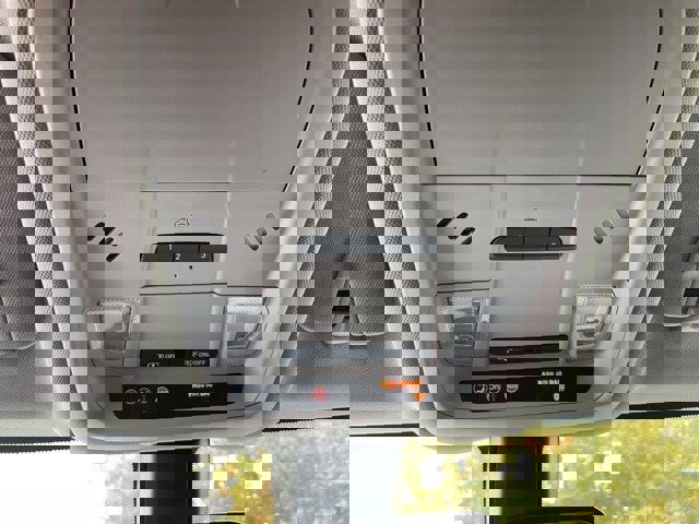 Used 2018 Chevrolet Equinox LT image 23