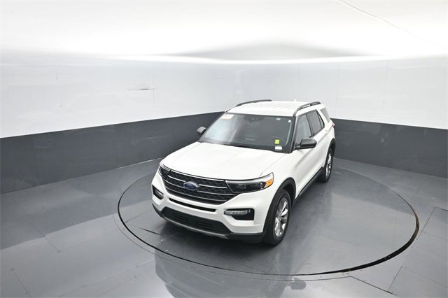 Certified 2021 Ford Explorer XLT w/ Equipment Group 202A image 20