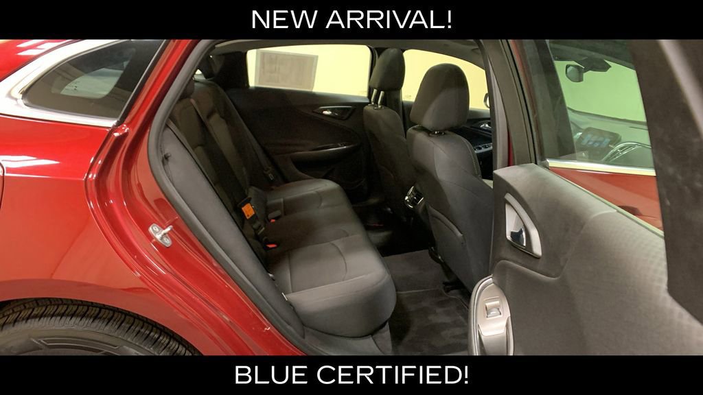 Used 2017 Chevrolet Malibu LT image 16