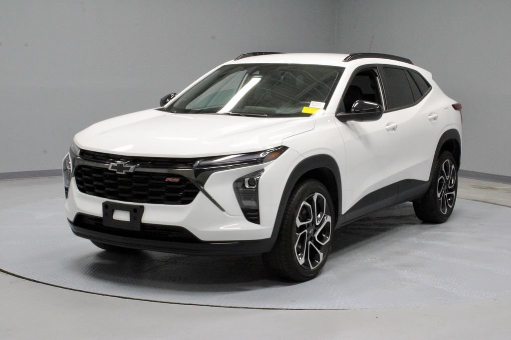 Used 2024 Chevrolet Trax RS FWD image 6