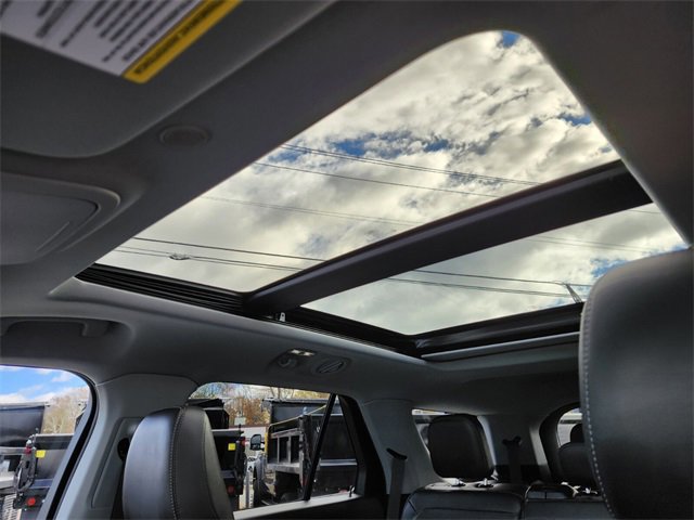 Certified 2022 Ford Explorer XLT w/ Equipment Group 202A image 22