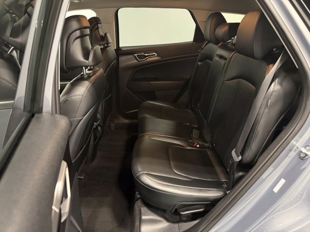 Used 2024 Kia Sportage EX FWD image 29