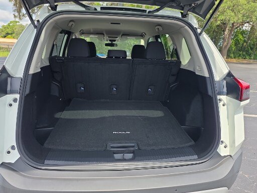 Used 2023 Nissan Rogue S FWD image 20
