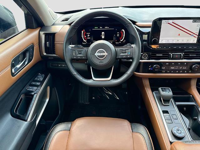 Used 2023 Nissan Pathfinder Platinum w/ Cargo Package AWD/4WD image 19