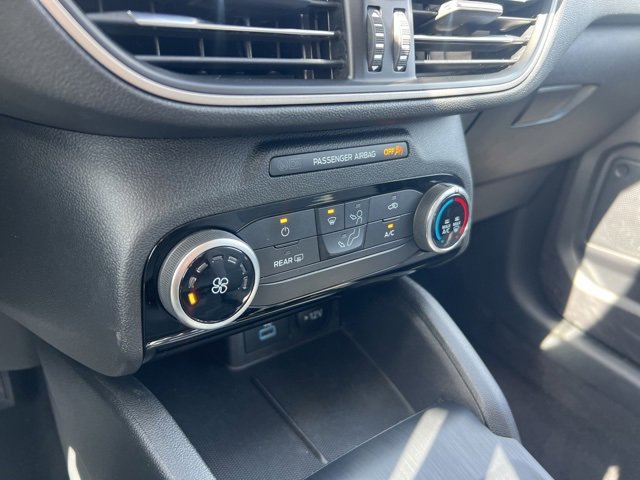 Certified 2022 Ford Escape SE image 14