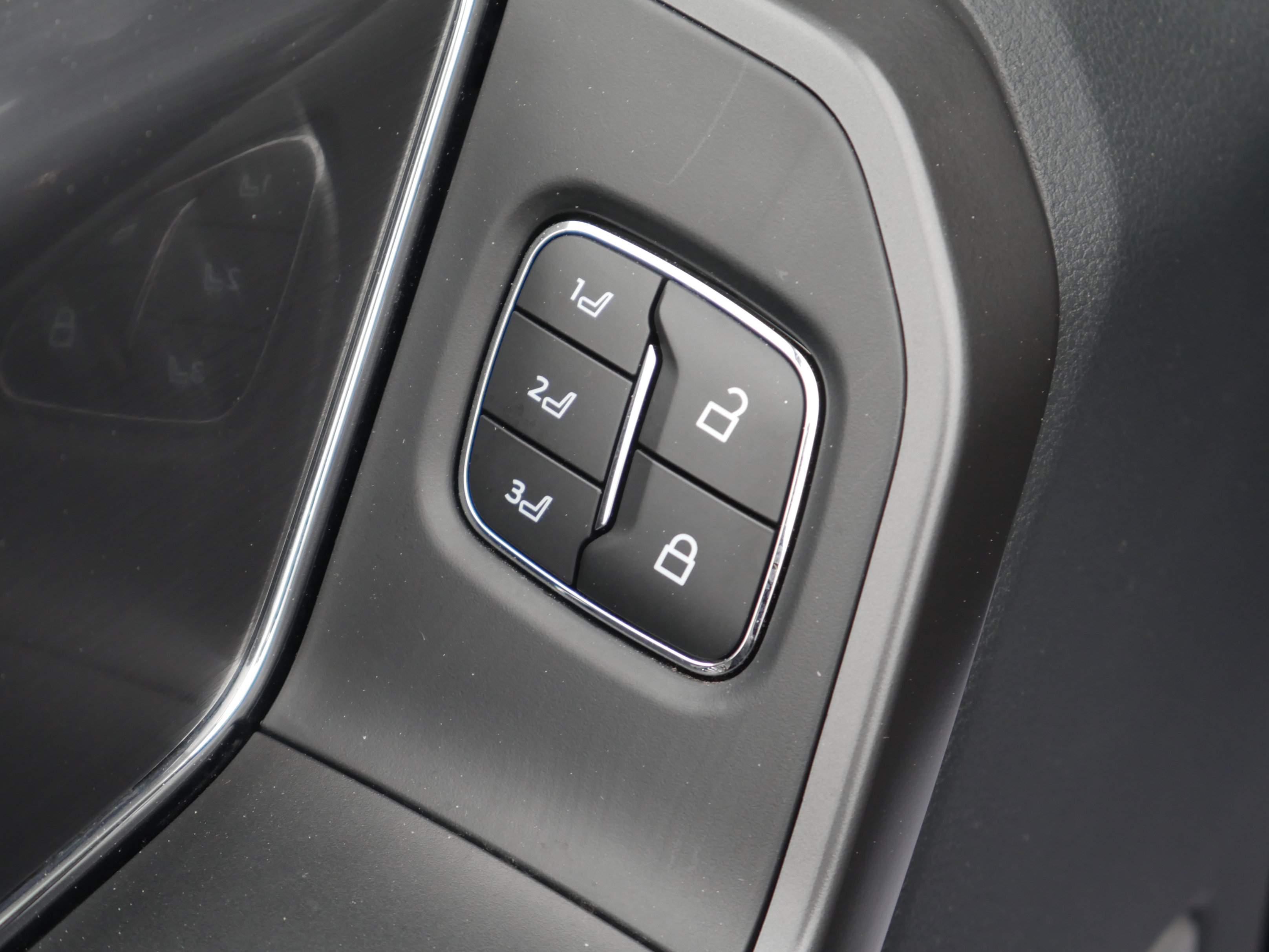 Certified 2025 Ford F150 Lariat AWD/4WD image 42