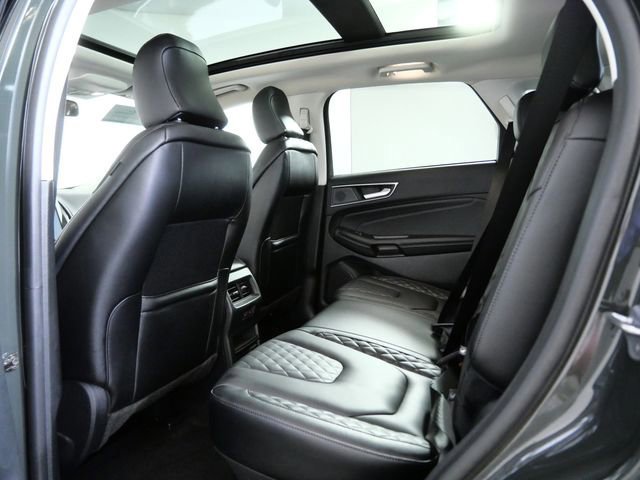 Certified 2024 Ford Edge Titanium w/ Equipment Group 301A AWD/4WD image 13