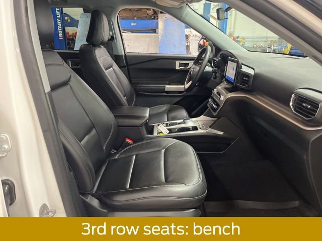 Certified 2023 Ford Explorer XLT w/ Equipment Group 202A AWD/4WD image 31