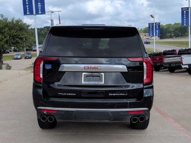 Used 2024 GMC Yukon XL Denali RWD image 4