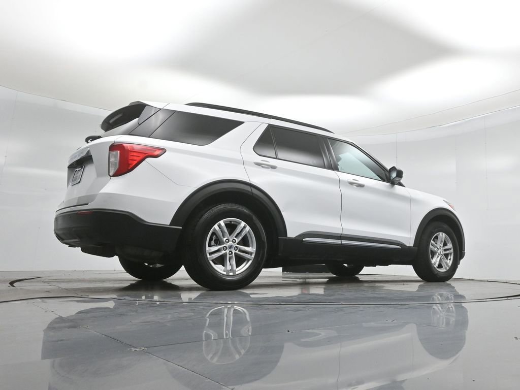 Certified 2021 Ford Explorer XLT RWD image 49