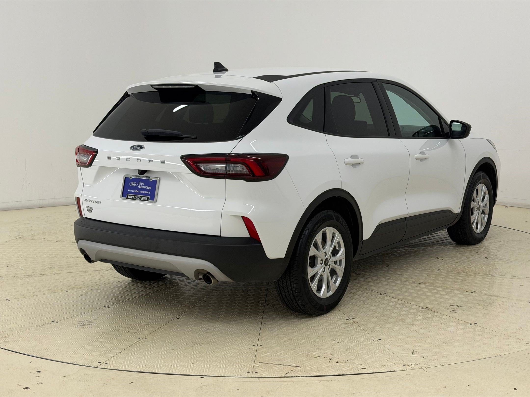 Certified 2025 Ford Escape Active FWD image 9