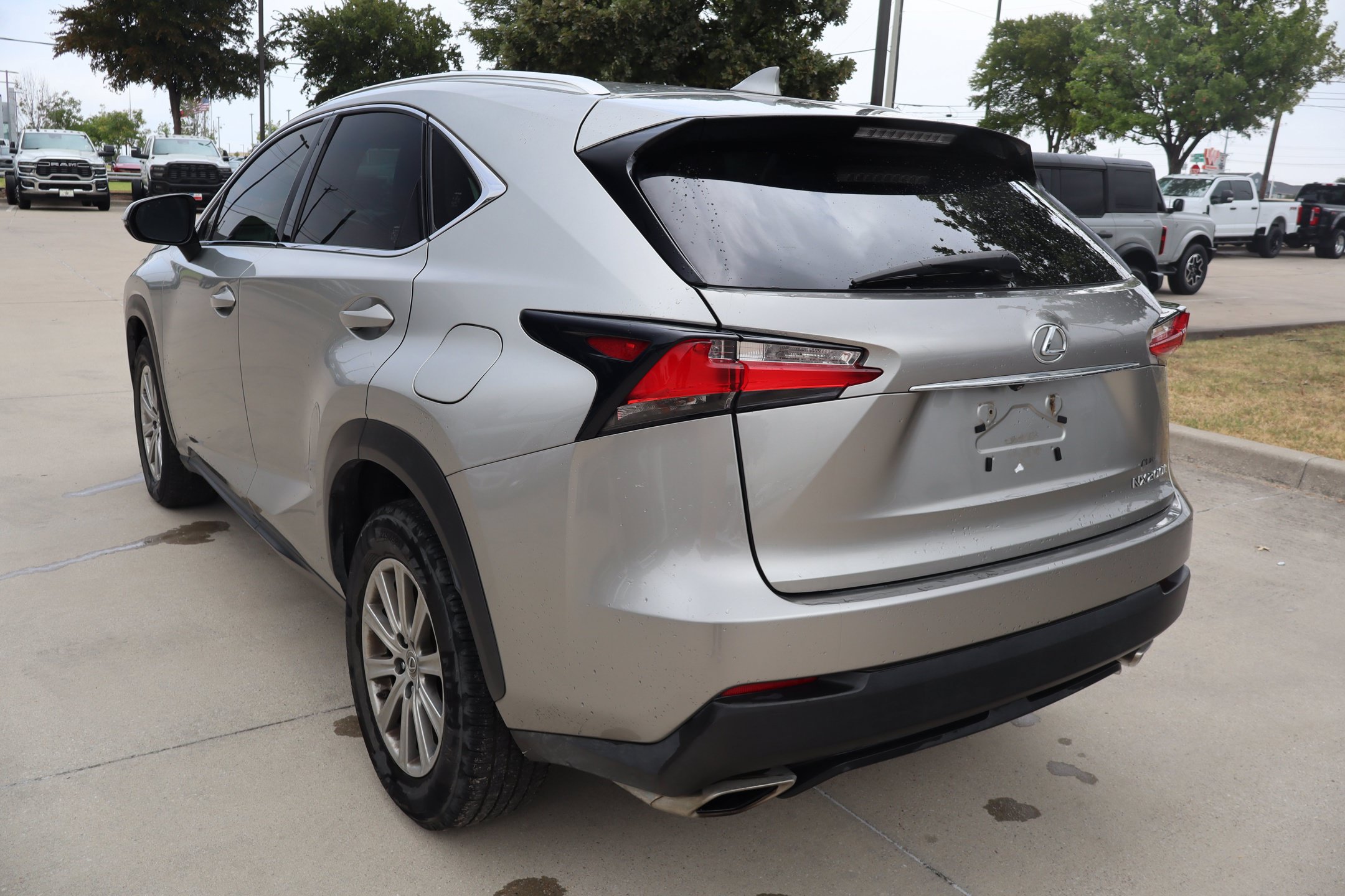 Used 2017 Lexus NX 200t FWD image 6