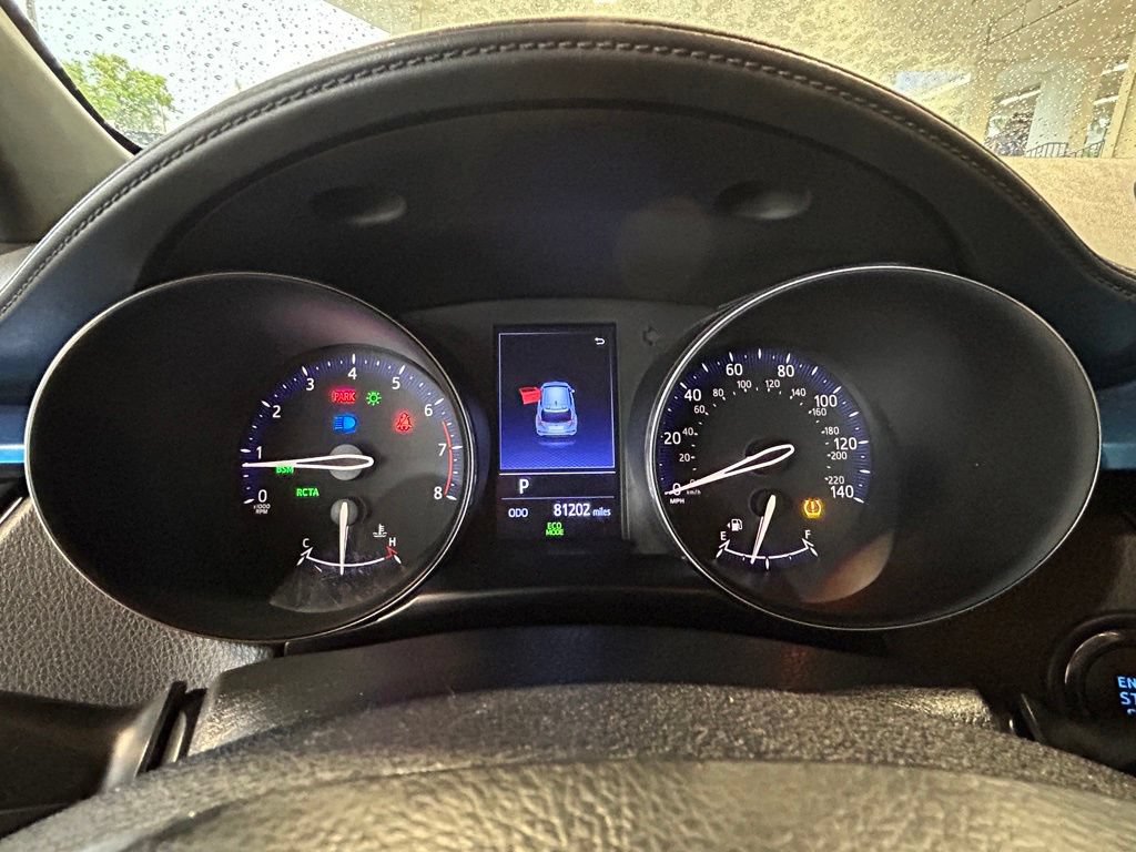 Used 2019 Toyota C-HR XLE FWD image 35