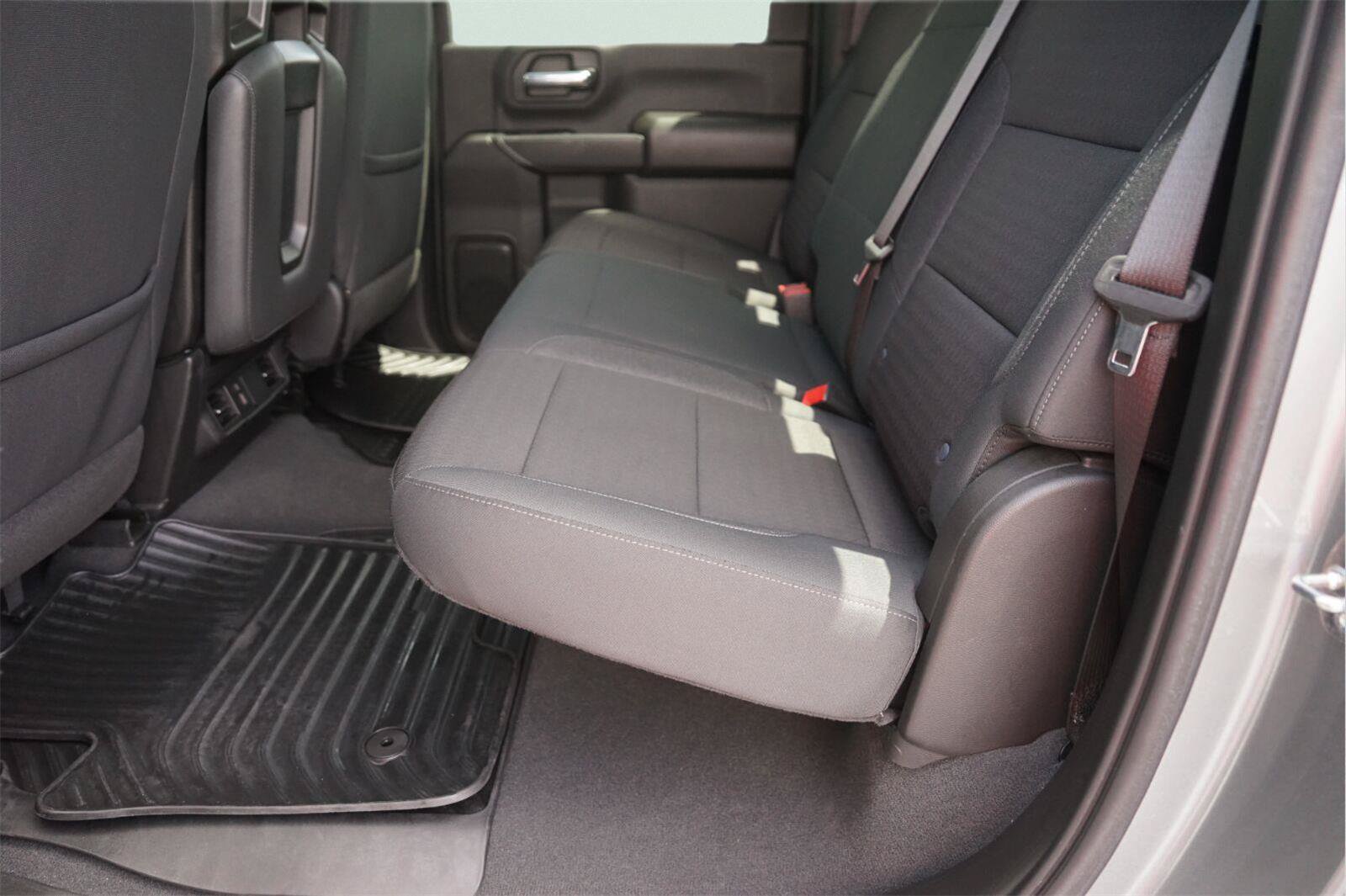 Used 2024 Chevrolet Silverado 2500 Custom w/ Custom Value Package AWD/4WD image 12
