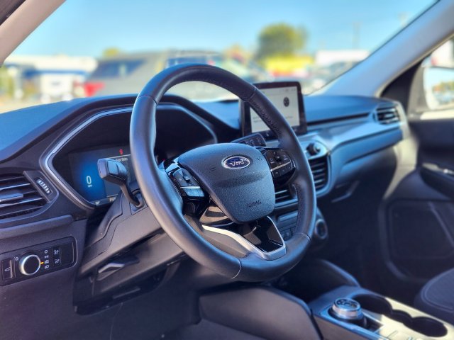 Certified 2024 Ford Escape Active AWD/4WD image 19