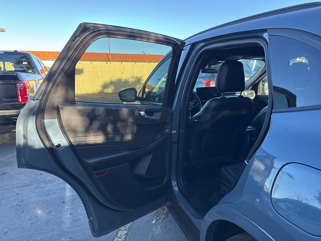 Certified 2023 Ford Escape ST-Line w/ Tech Pack #1 image 14