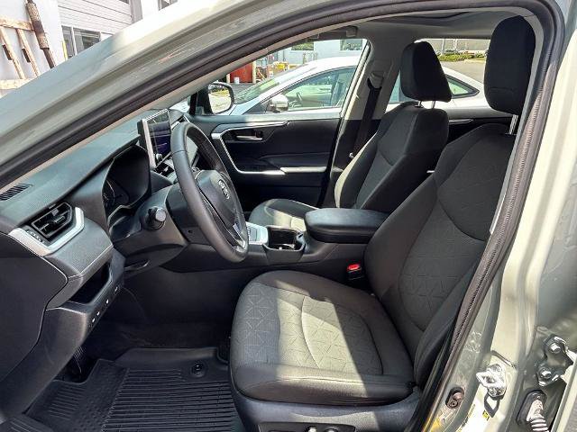 Used 2023 Toyota RAV4 XLE w/ Convenience Package AWD/4WD image 12