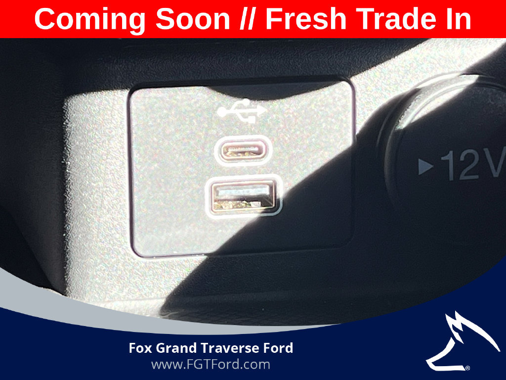 Certified 2025 Ford Escape ST-Line Select AWD/4WD image 26