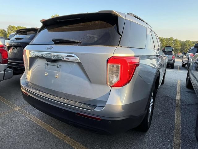 Certified 2023 Ford Explorer XLT RWD image 9