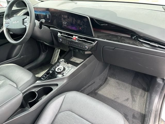 Used 2023 Kia Niro Wave w/ Wave Preserve Package FWD image 10