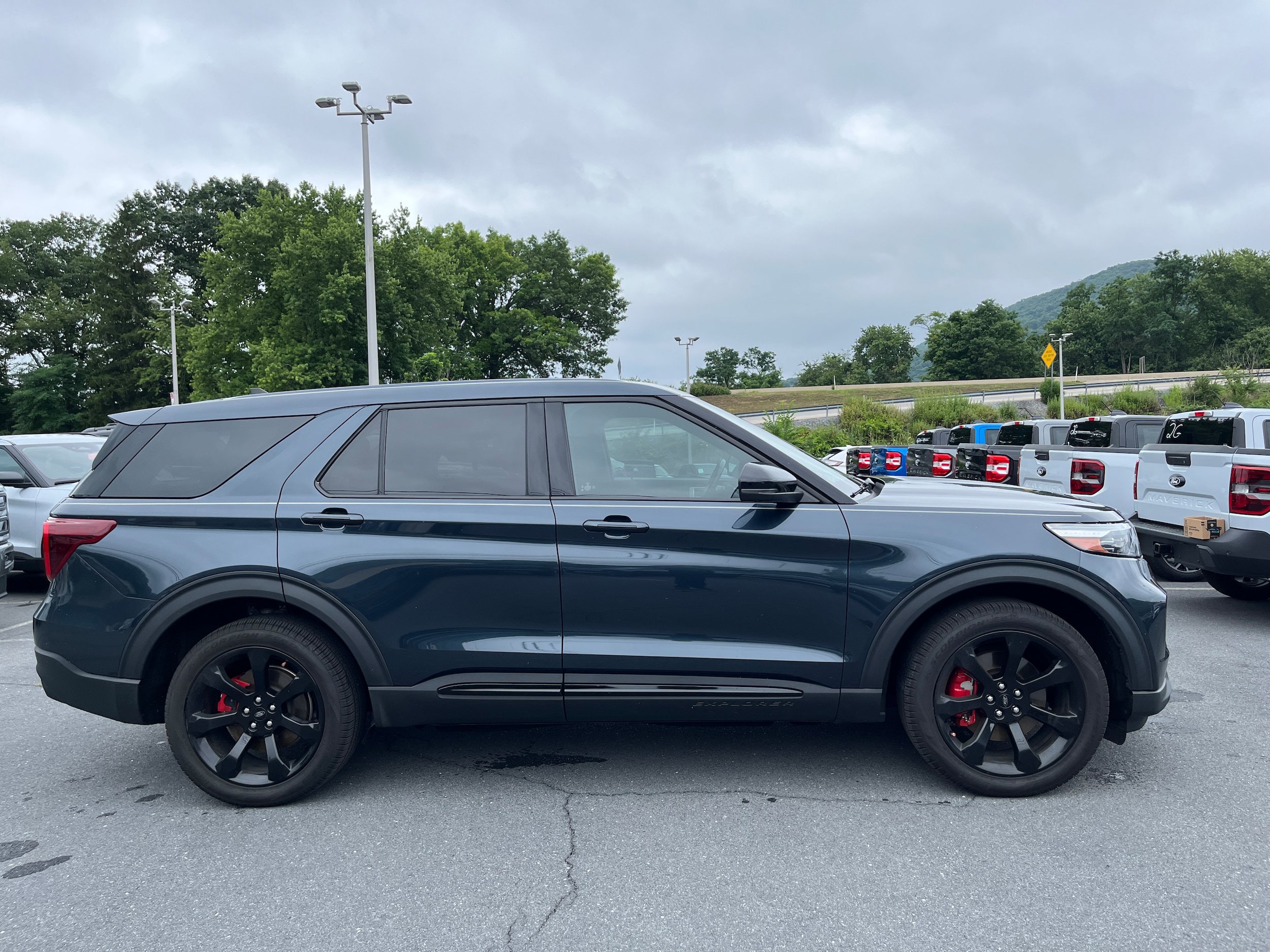 Certified 2022 Ford Explorer ST w/ Equipment Group 401A AWD/4WD image 5