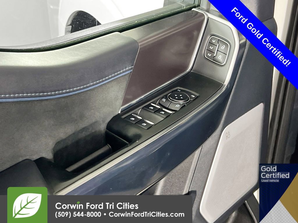 Certified 2025 Ford F150 Platinum w/ FX4 Off-Road Package AWD/4WD image 12