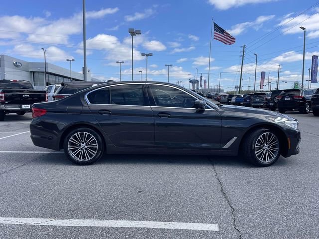 Used 2020 BMW 530i w/ Premium Package image 2