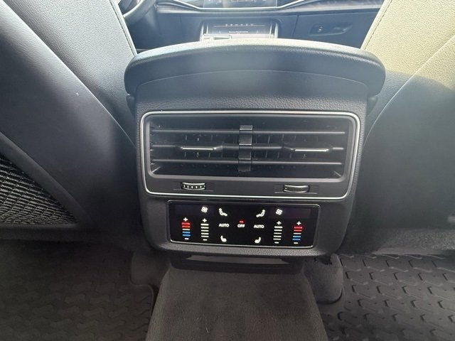 Used 2021 Audi Q7 3.0T Prestige w/ Prestige Package image 19